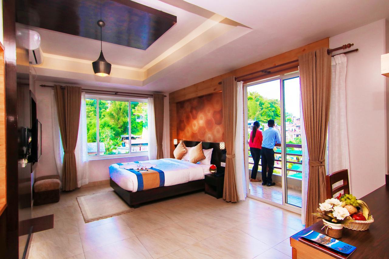 Hotel Lake Paradise بوكْرا المظهر الخارجي الصورة