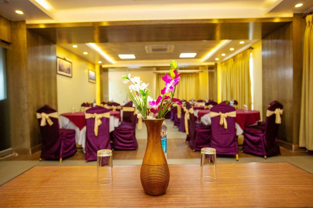 Hotel Lake Paradise بوكْرا المظهر الخارجي الصورة