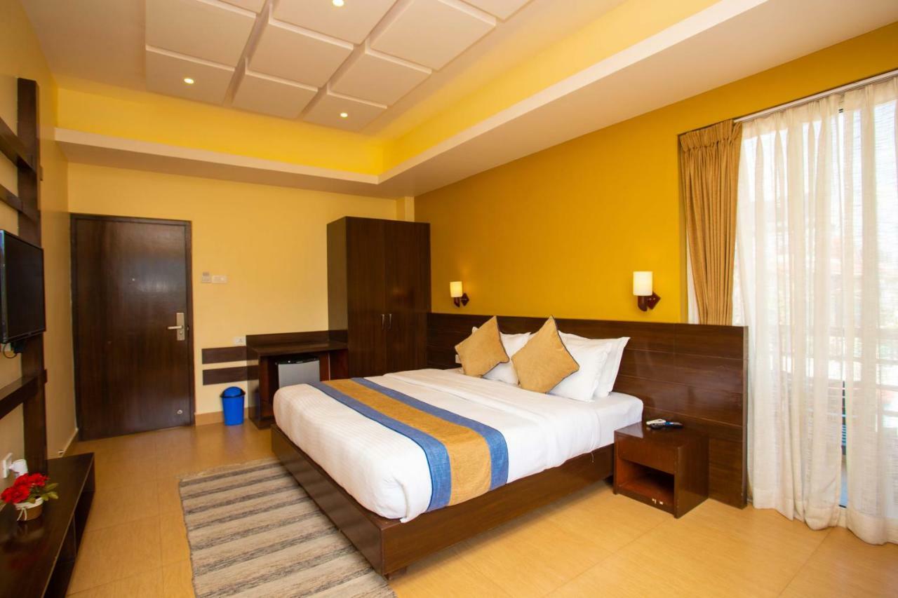 Hotel Lake Paradise بوكْرا المظهر الخارجي الصورة