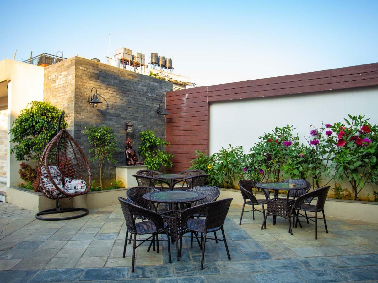 Hotel Lake Paradise بوكْرا المظهر الخارجي الصورة