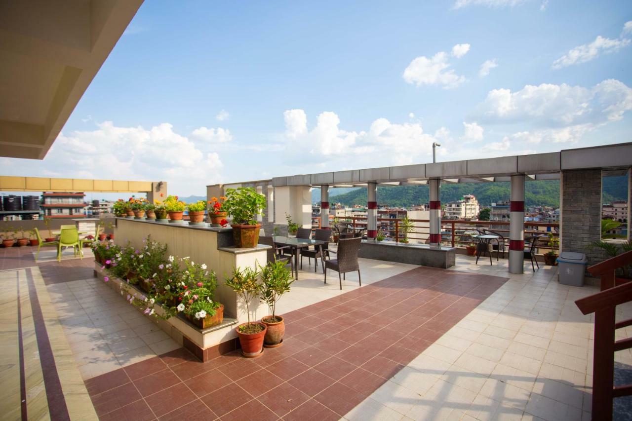 Hotel Lake Paradise بوكْرا المظهر الخارجي الصورة