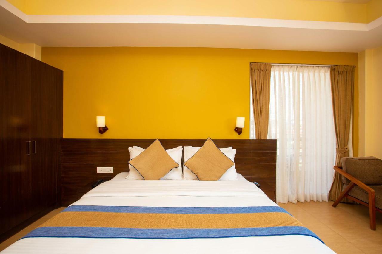 Hotel Lake Paradise بوكْرا المظهر الخارجي الصورة