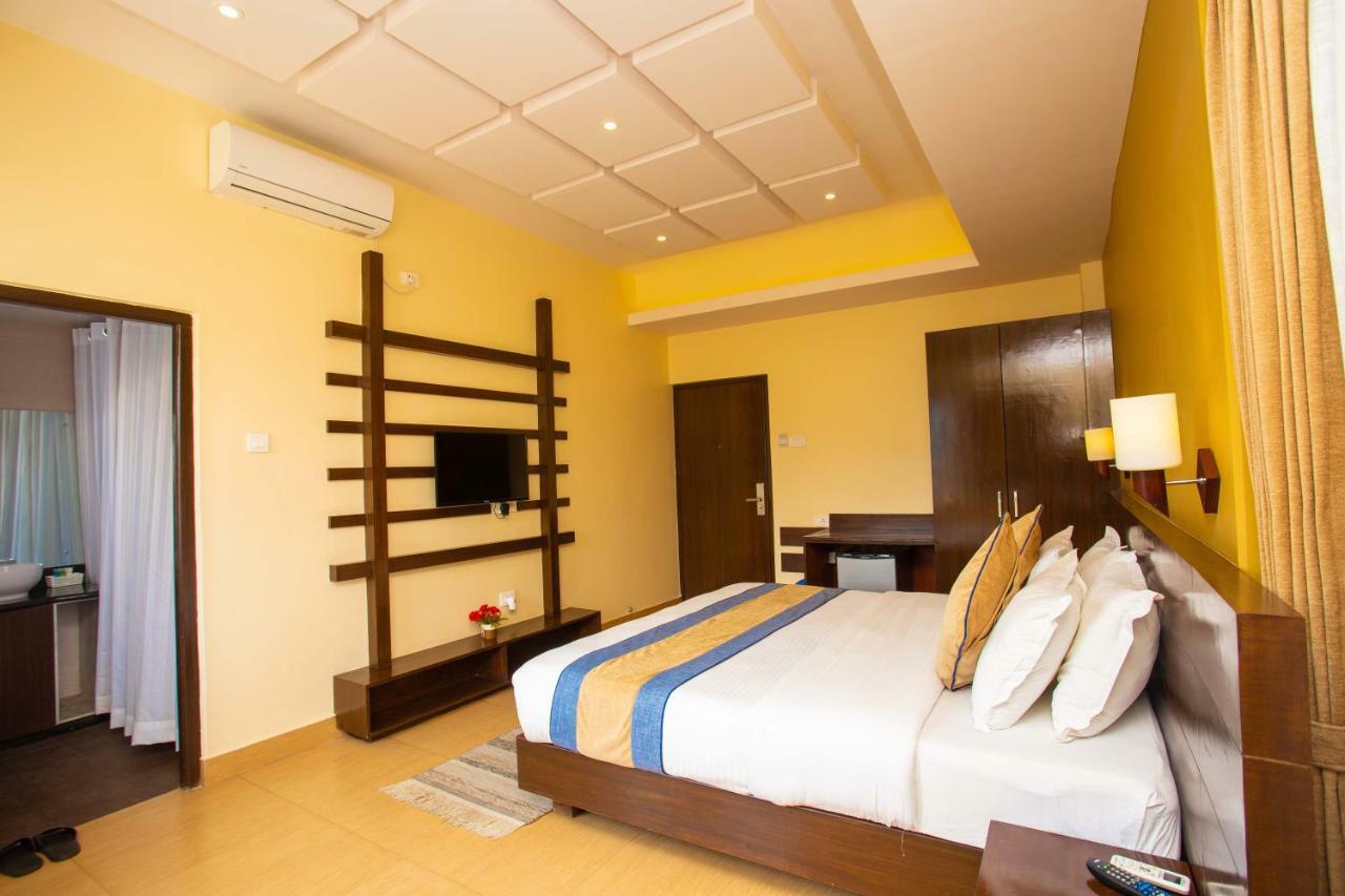 Hotel Lake Paradise بوكْرا المظهر الخارجي الصورة